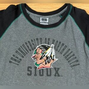 🏒 Vintage UND Sioux Thermal Long Sleeve Shirt – Adult Large